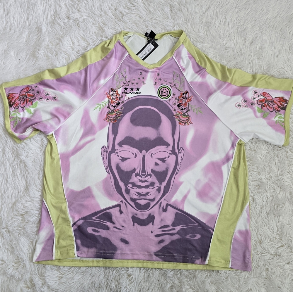 BoohooMAN Boxy Floral Embroidered Football Green T-Shirt NWT Medium‎